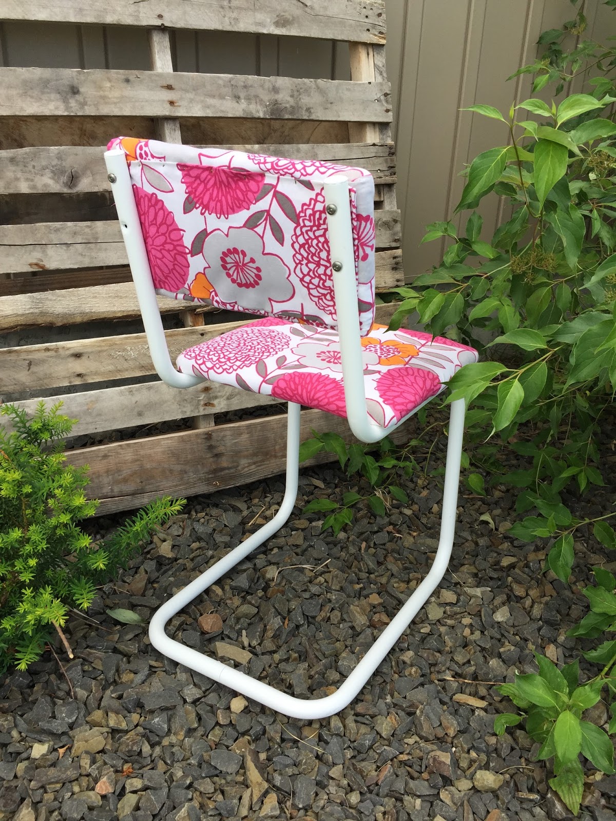 The Ultimate Roadside Rescue Ugly Chair A Vision to Remember All