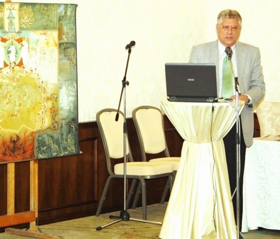 Bistrița, 8 mai 20012 - La lucrările Seminarului vorbind despre rezistența anticomunistă