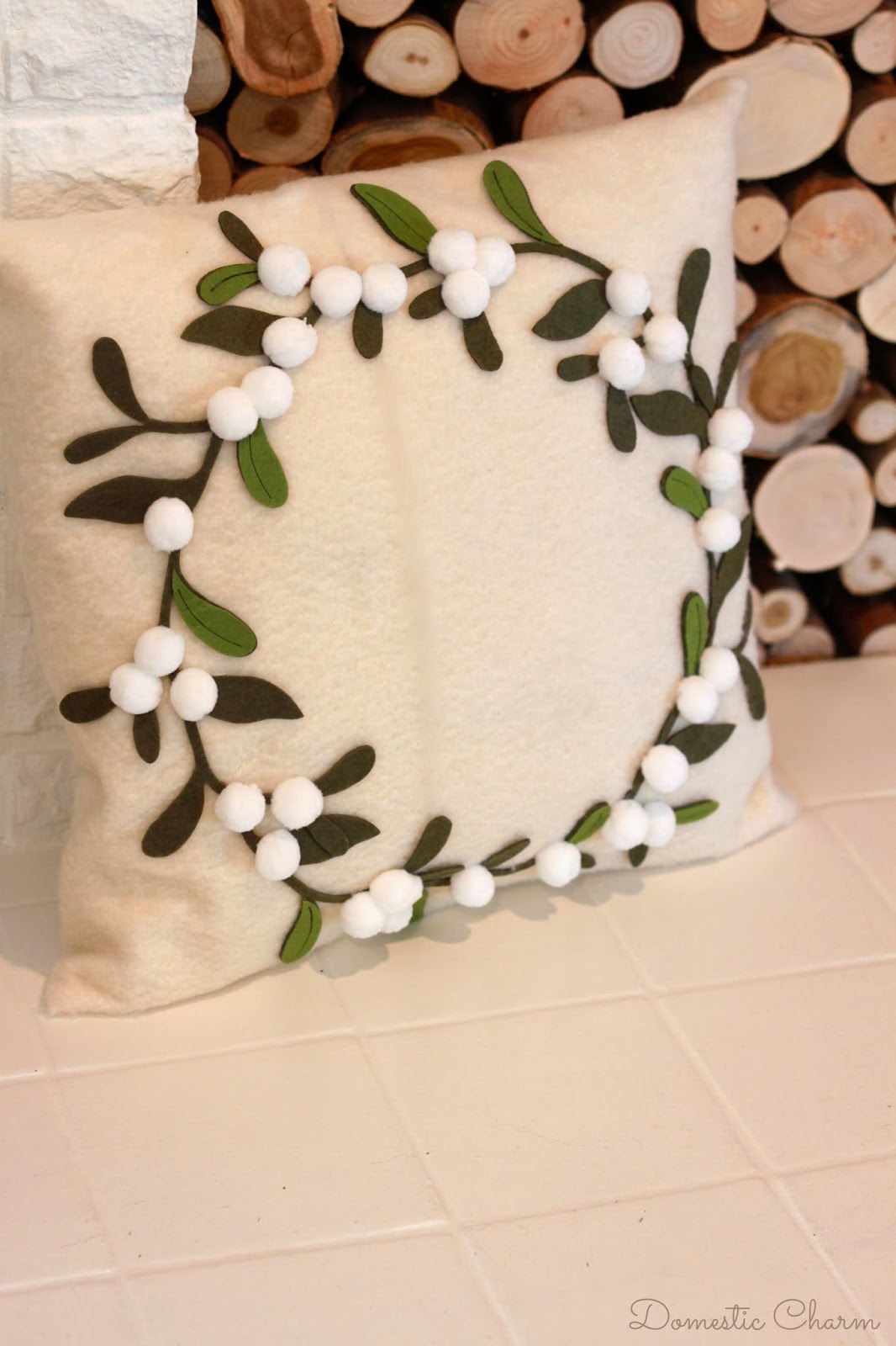 Domestic Charm DIY Felt Christmas Pillow