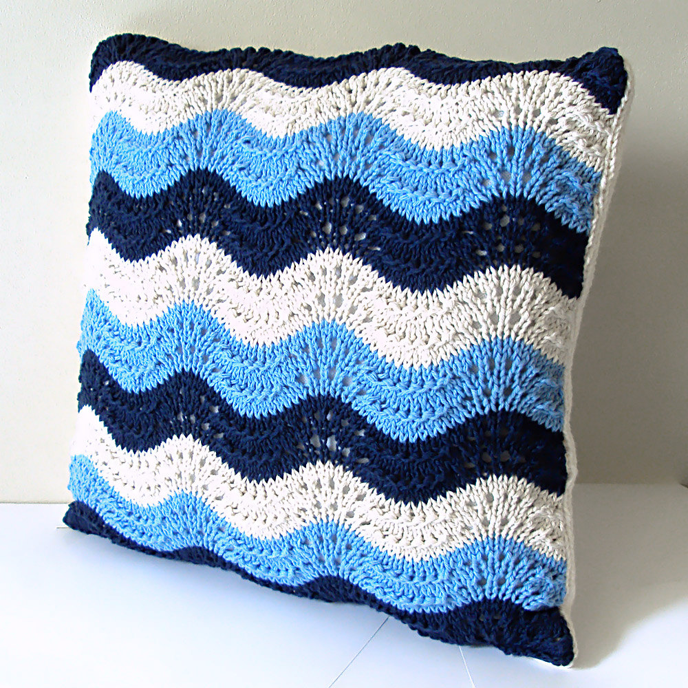 ArtInAll: Blue Wave hand knit pillow
