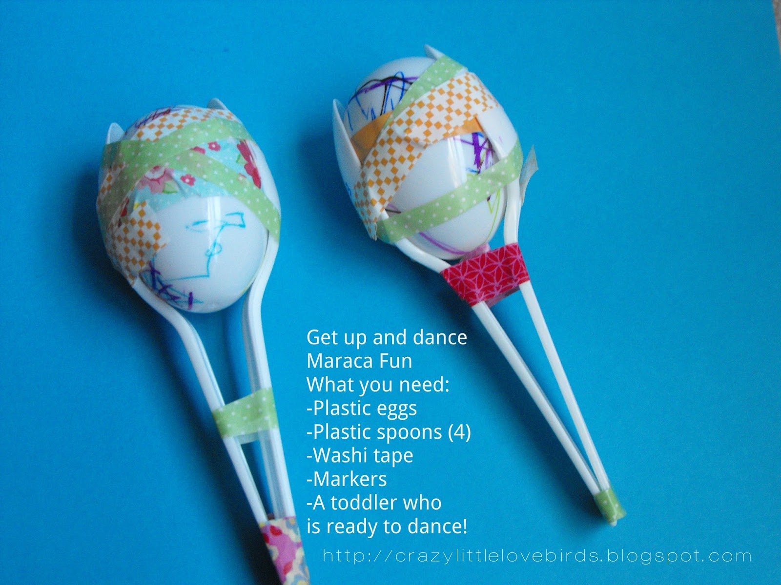 Crazylittlelovebirds Let's danceMaraca fun