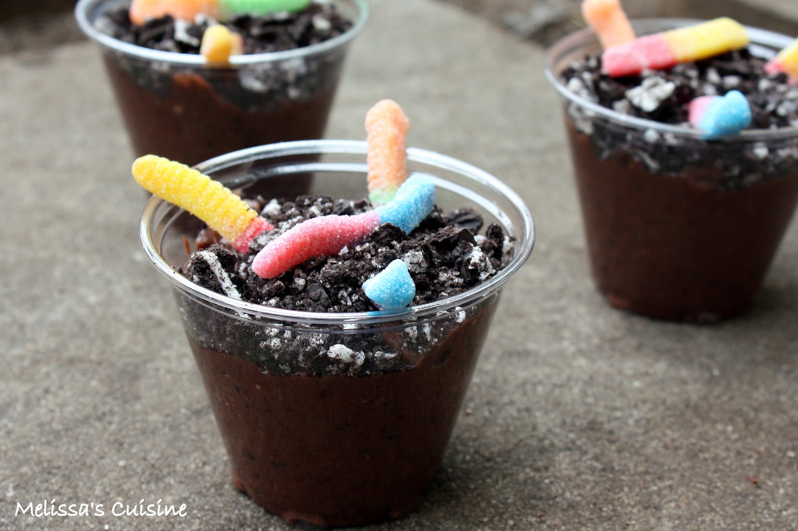 Melissa�s Cuisine Worms in the Dirt Dessert