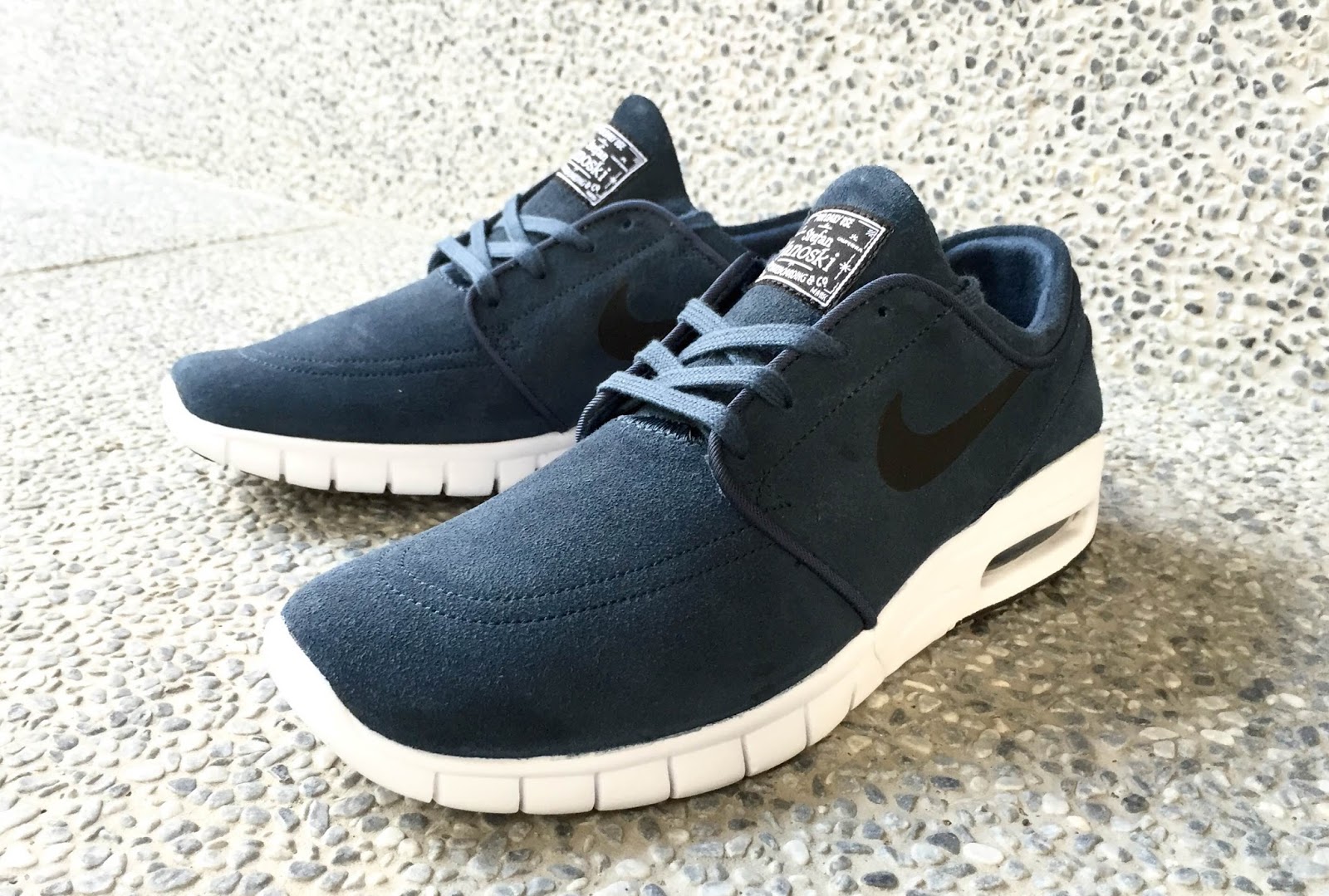 stefan janoski max l