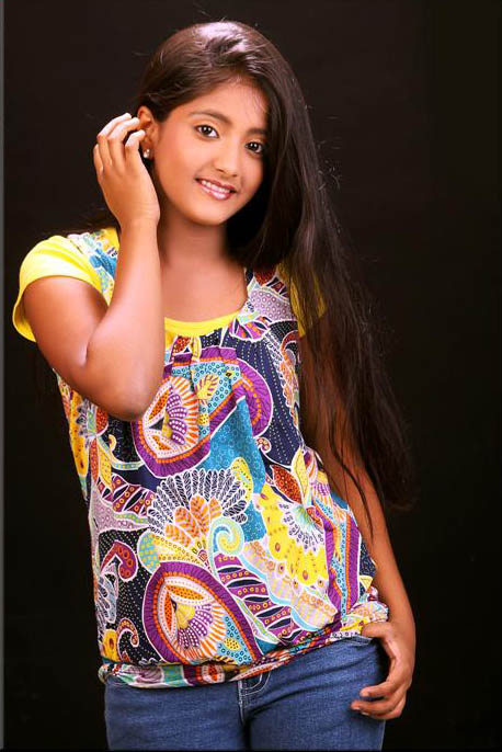 صور مانو وبراتشي أخته في مسلسل   الهندي ملكة جانسي IMG_3160+(Large)