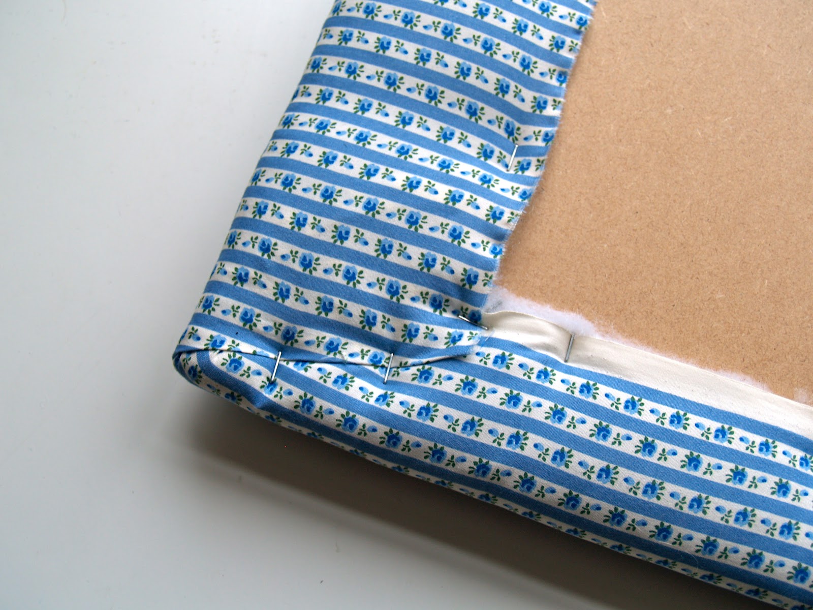 How To Make Your Own Fabric Notice Board at Tracy Russo blog