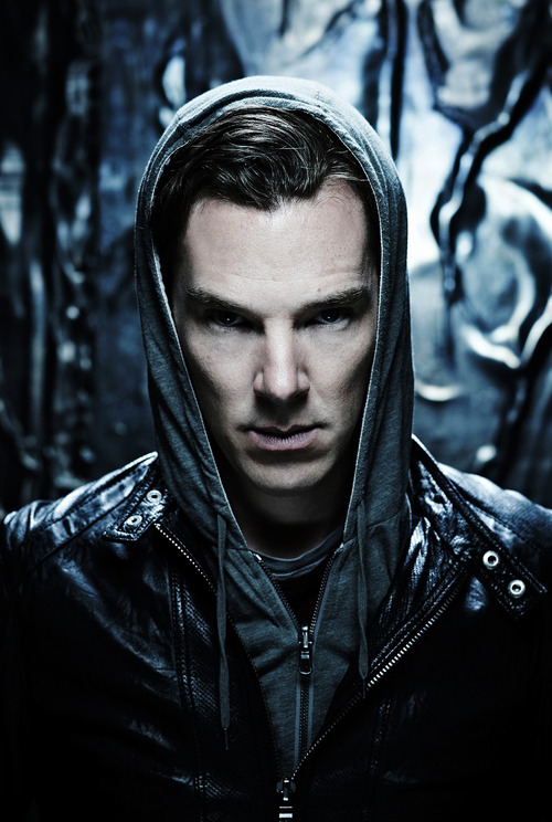 Benedict-cumberbatch-star-trek-into-darkness-review.jpg