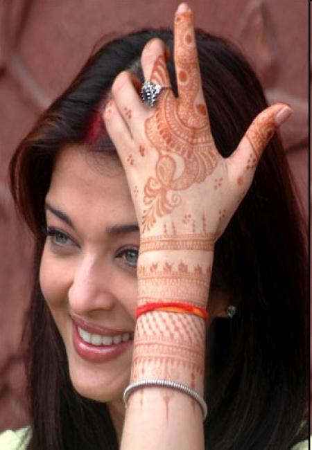 Aish Mehndi