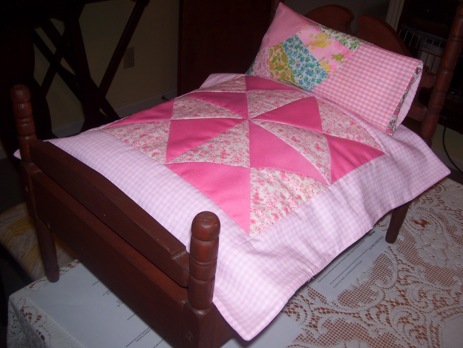Needles and Pins Pretty little doll baby bed...