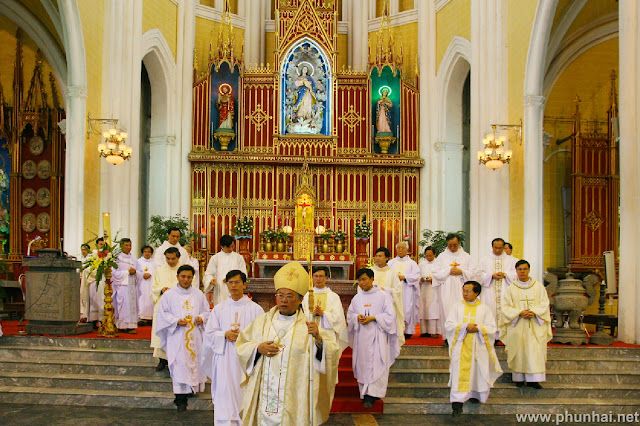 Thánh lễ đón Cha xứ nhận nhiệm sở Giáo xứ Phú Nhai-Gp Bui Chu IMG_9201+copy