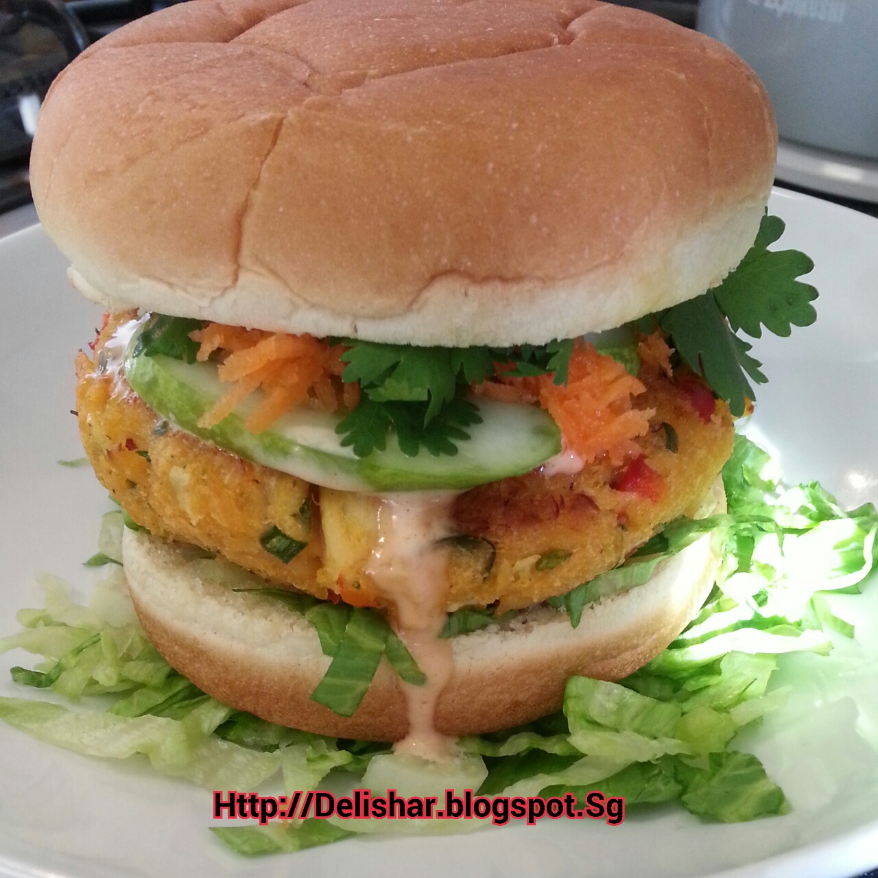 Baked Crab Cake Burger with Singapore Chilli Crab Mayo Dressing