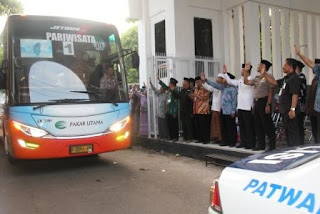 Kloter Pertama, 443 Jamaah Haji Asal Subang Diberangkatkan Kloter Pertama, 443 Jamaah Haji Asal Subang Diberangkatkan