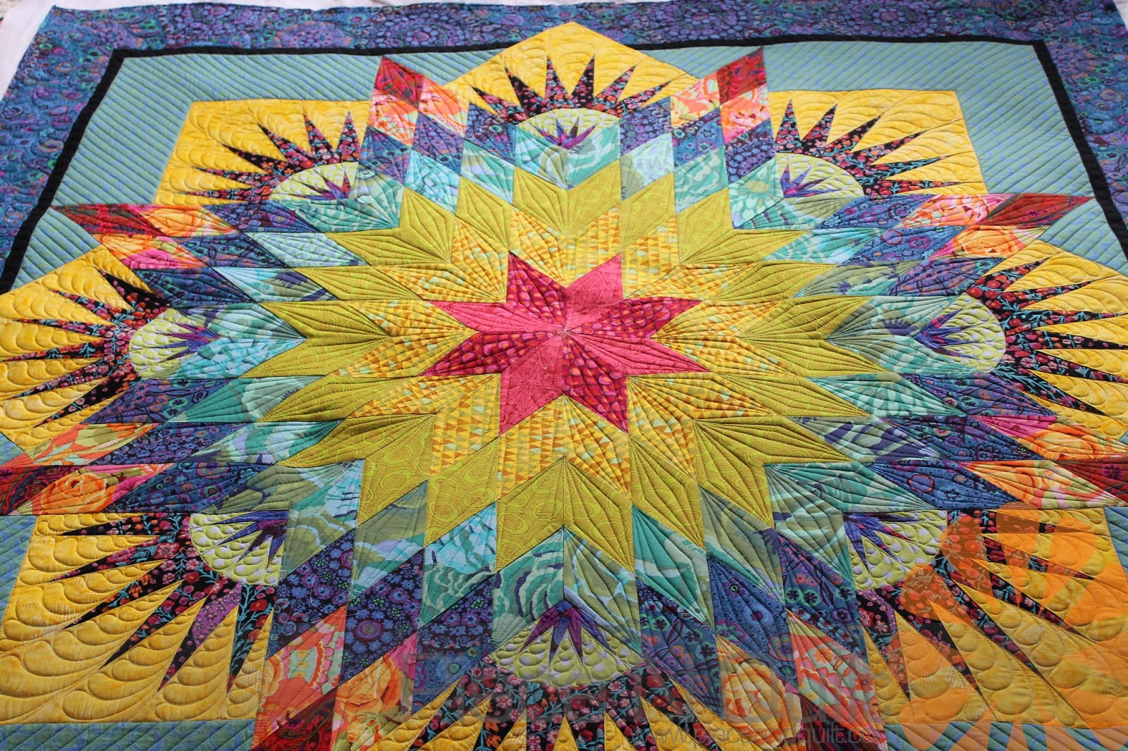 Piece N Quilt Paper Pieced Star Quilt Custom Machine Quilting by