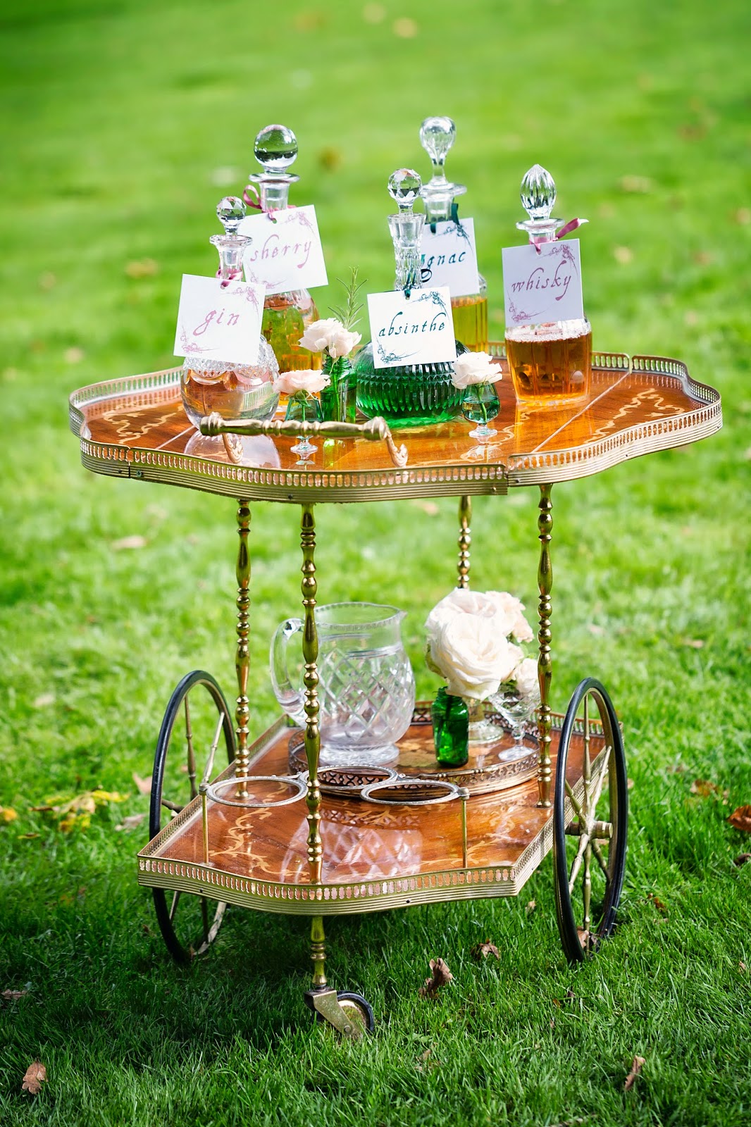ULTIMATE Wedding Novelty & Stylish Booze Bars for Hire Vinspire