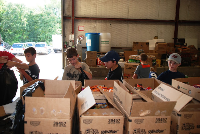 While I'm Waiting...Show & Tell Tuesday - summers at the food bank While I'm Waiting...Show & Tell Tuesday - summers at the food bank