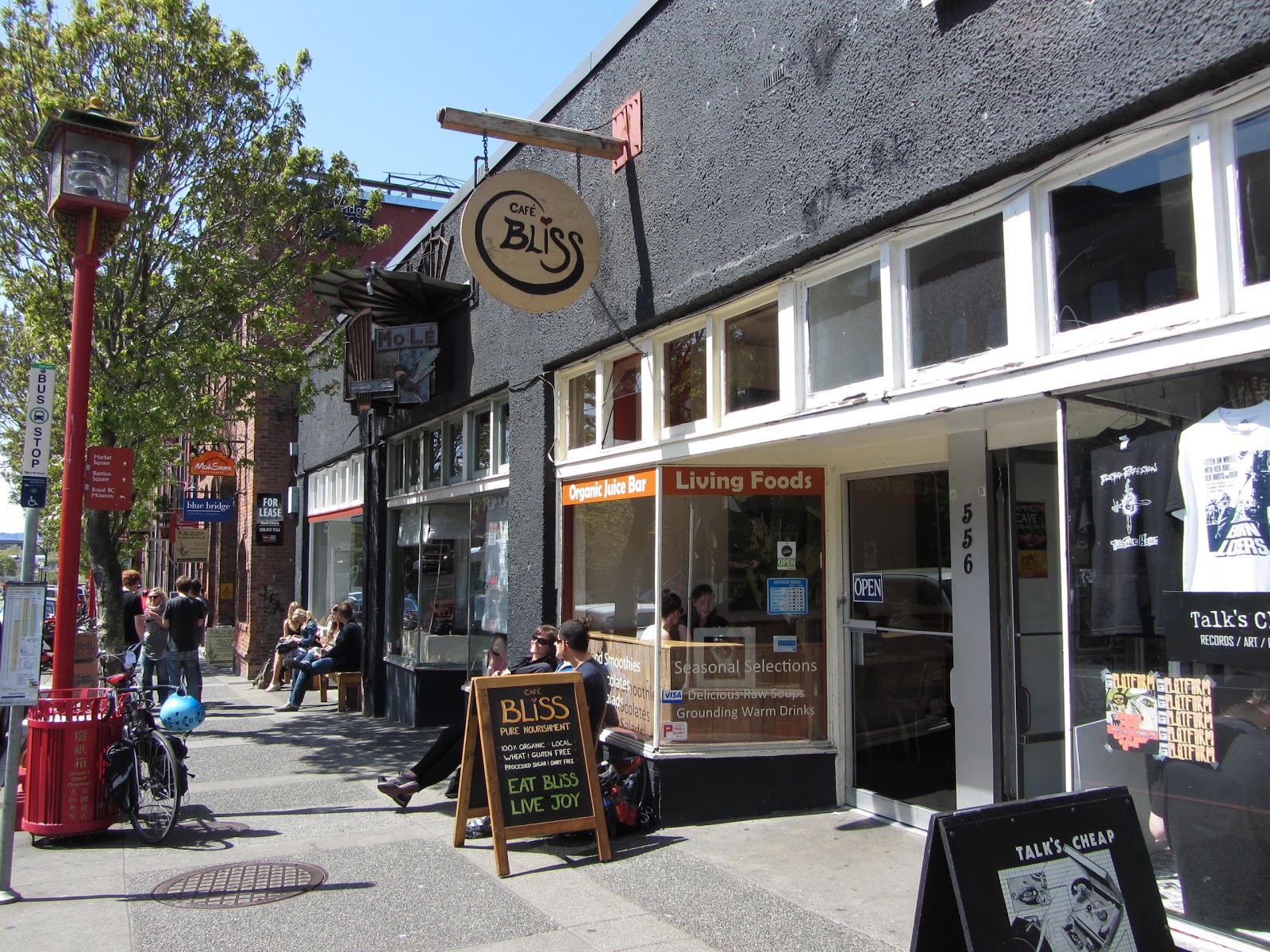 EZ Raw Vegan Living Raw Food Cafe Review Victoria BC