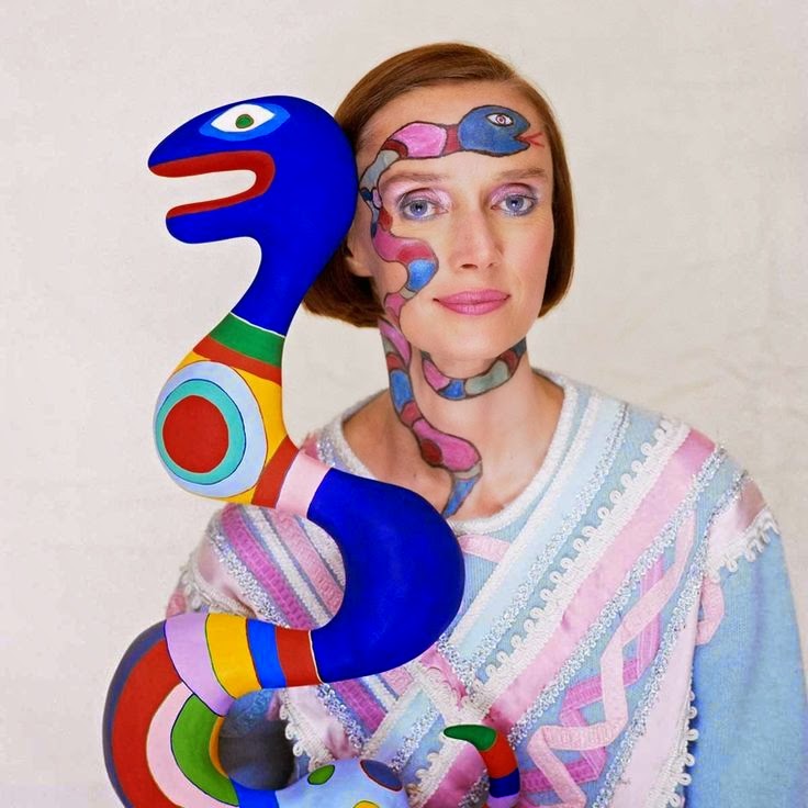 DAzulterrA NIKI DE SAINT PHALLE