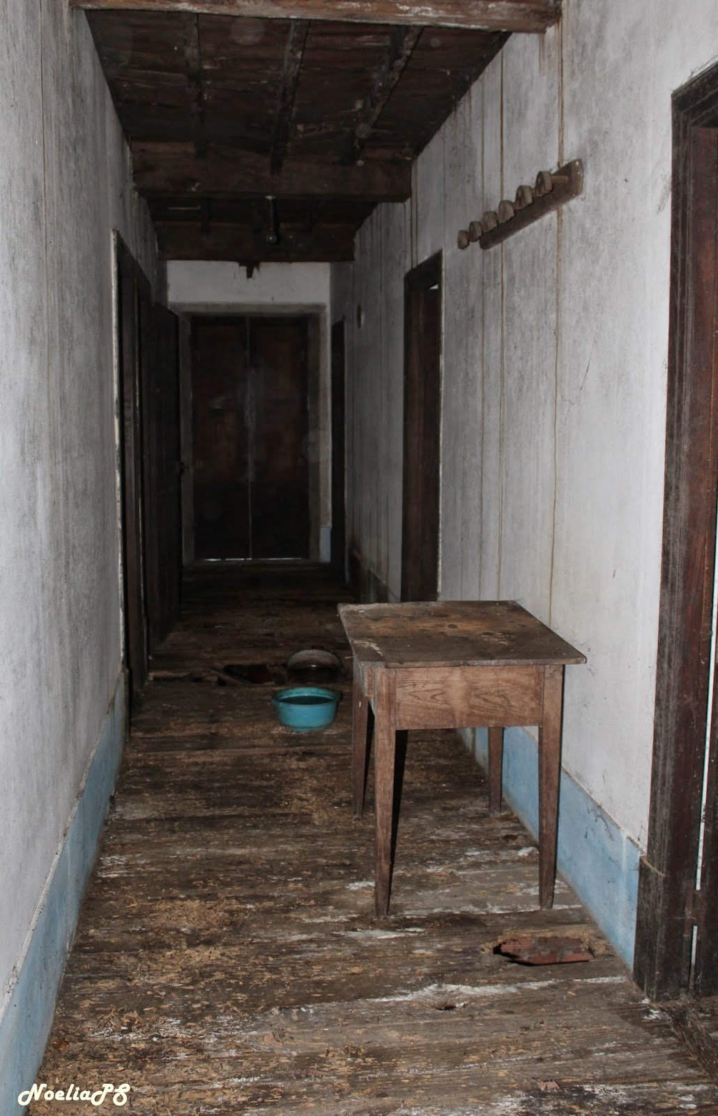 Abandonado, olvidado y en ruinas... LA CASA DEL TERROR