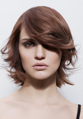 Glam Medium Layered Haircut Ideas for Fall-by James Parrucchieri