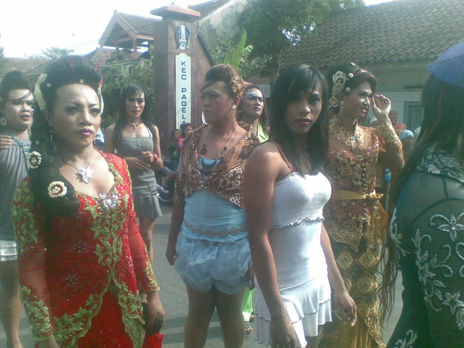Transvestites Parade VISUAL ETHNOGRAPHY