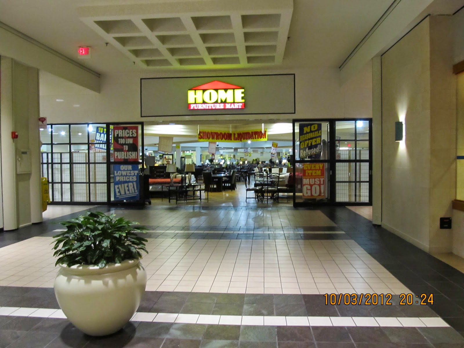 Trip to the Mall Spring Hill Mall (West Dundee, IL)