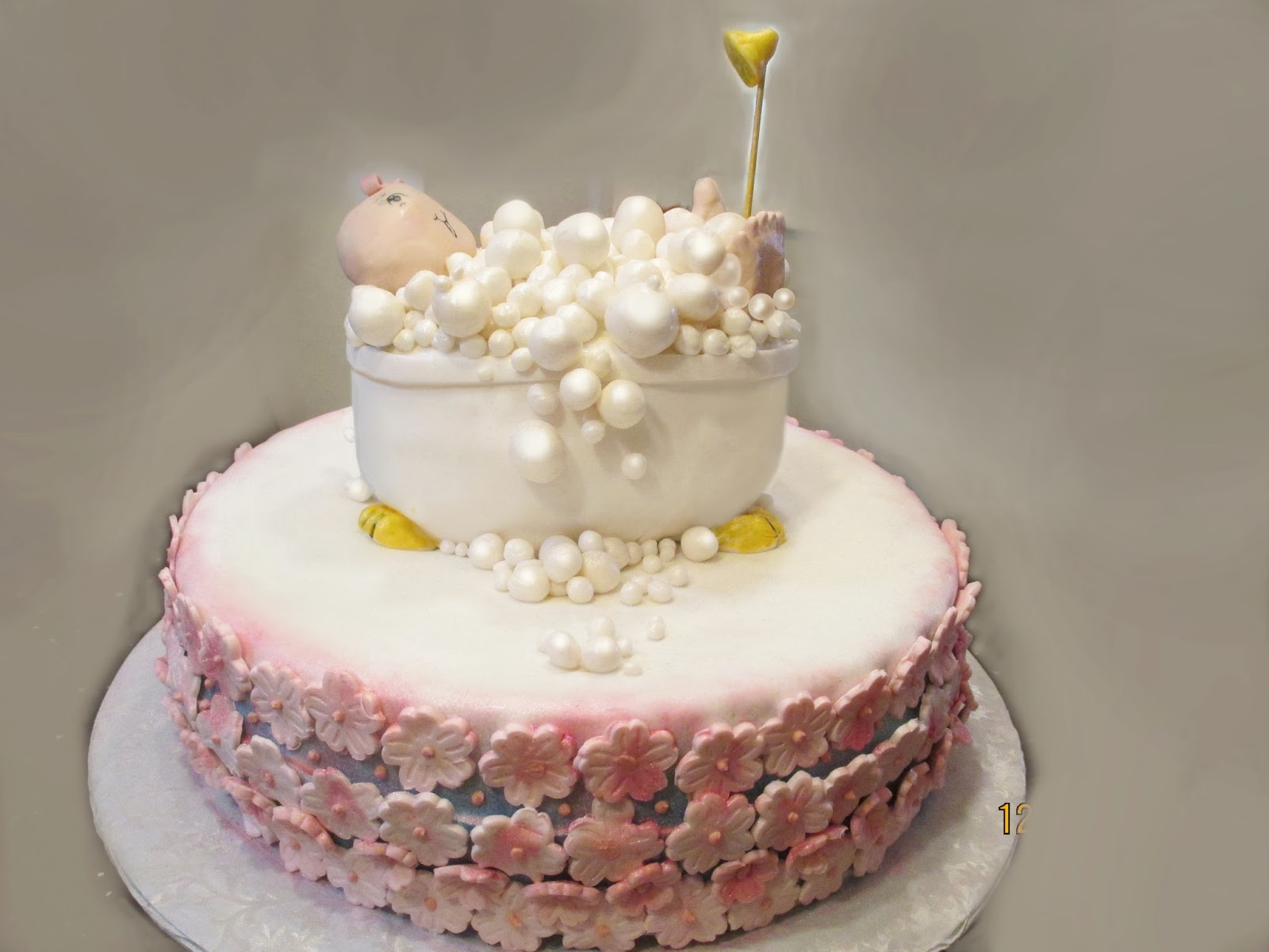 Artnscience Creations Bubble Bath Baby Shower cake