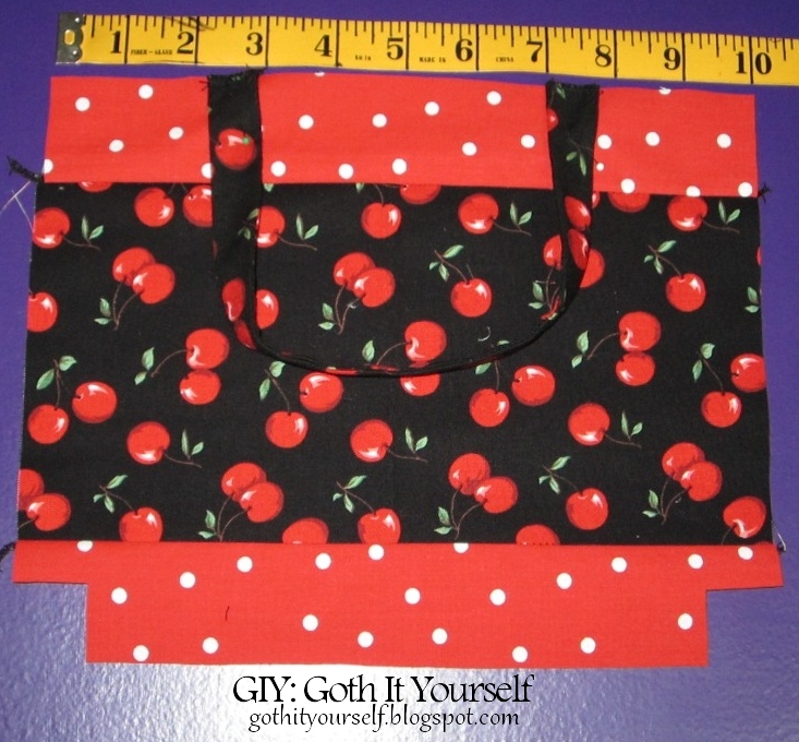 GIY Goth It Yourself Red & Black Day 4 DIY Handbag