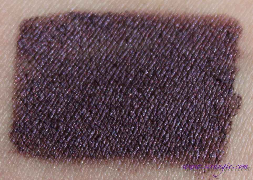 Scrangie Maybelline EyeStudio Lasting Drama 24 Hour Gel Eyeliner