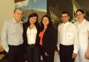 João Sabino e colaboradores do Hotel Serrano com a apresentadora Lilian Martins, da TCM