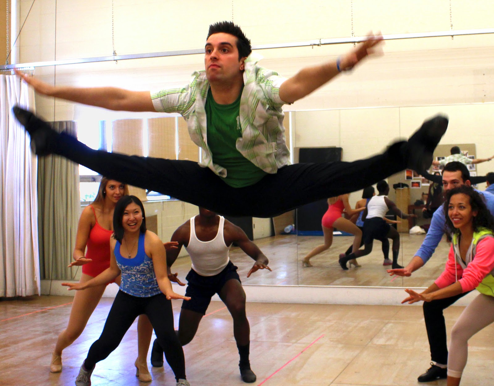 Bonnie's Blog The Balcony and Beyond UCONN SETS “A CHORUS LINE