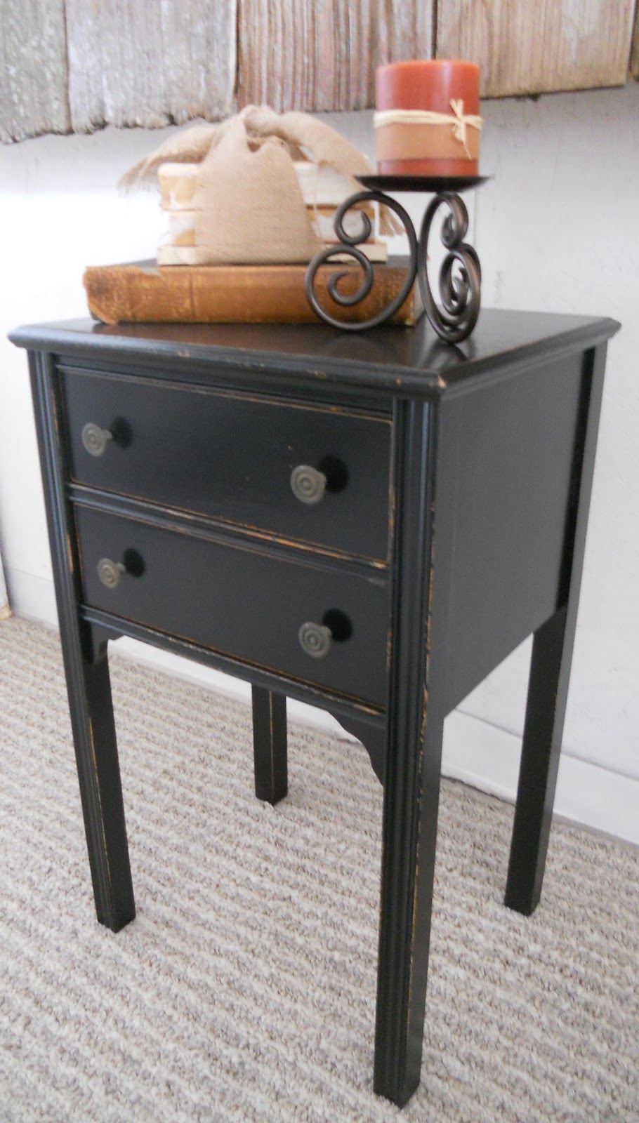 {createinspire} Cute Side Table