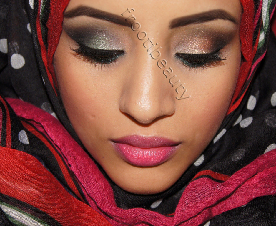 Aphrodite Makeup Look