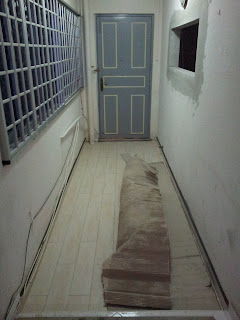 2012-02-13%2B19.27.21.jpg