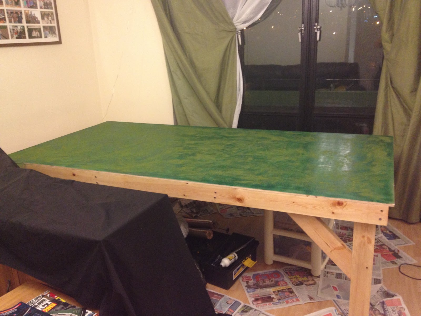 Painting the baseboard Dai Texas's model railway project