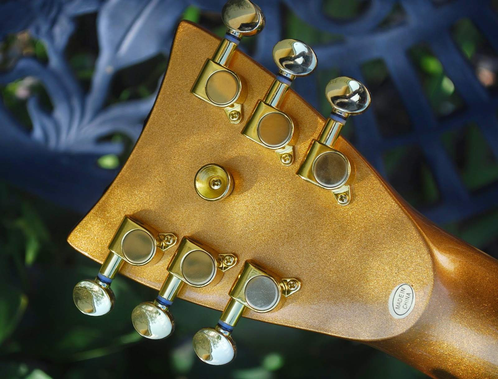 Rex and the Bass Shredneck Practice Guitar Neck Review