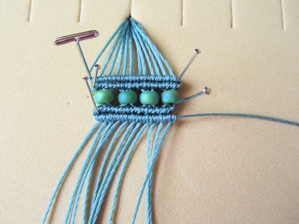 Beadsmith T-pins for Cork /& Macrame Boards 35 pins