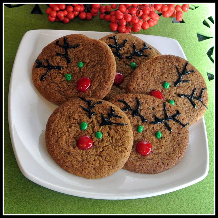 Mom, What's For Dinner? Gingerbread Molasses Cookies