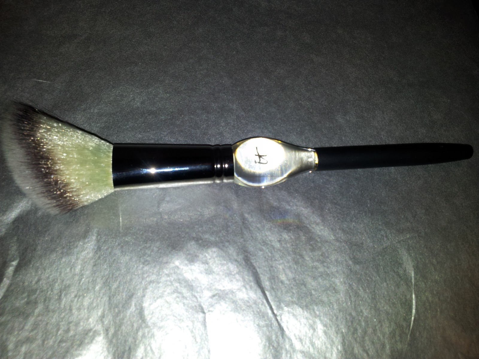 Makeup Matters Spotlight IT Cosmetics Brushes