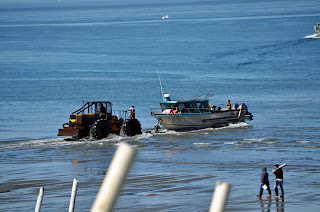 park boat homer rv beach launching ak launch ocean june tractor tractors
