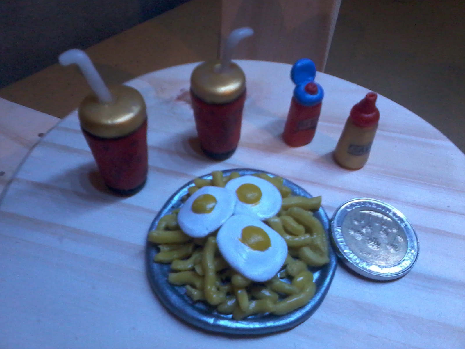 comida para barbie en porcelana fria