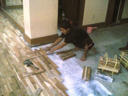  Pemasangan Lantai Kayu on Pemasangan Lantai Kayu Parket Jati Di Gedung Dinas Pariwisata Dan