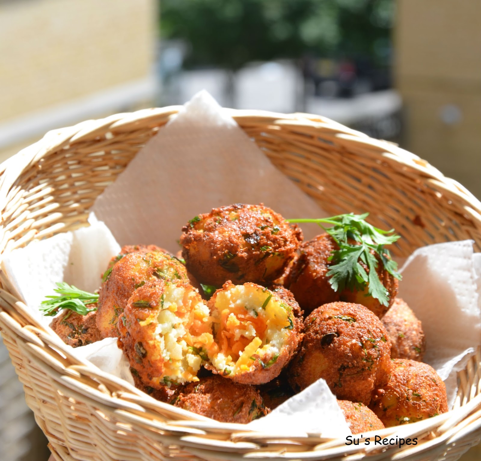 Su's Recipes Cheese Potato Veg Balls