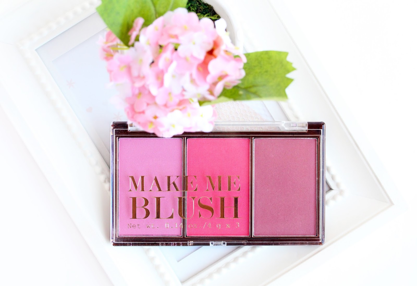 H&M Cosmetics Make Me Blush Palette H&M Cosmetics Make Me Blush Palette