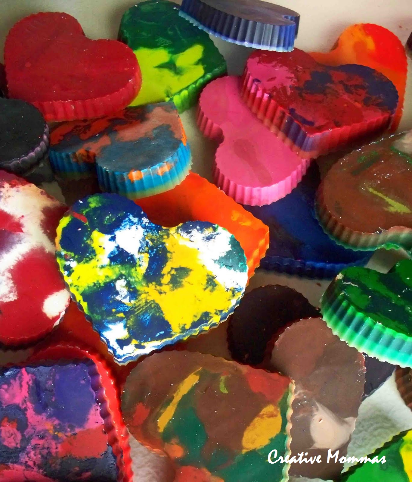 Creative Mommas Heart Shaped Crayons Tutorial Valentines for classmates