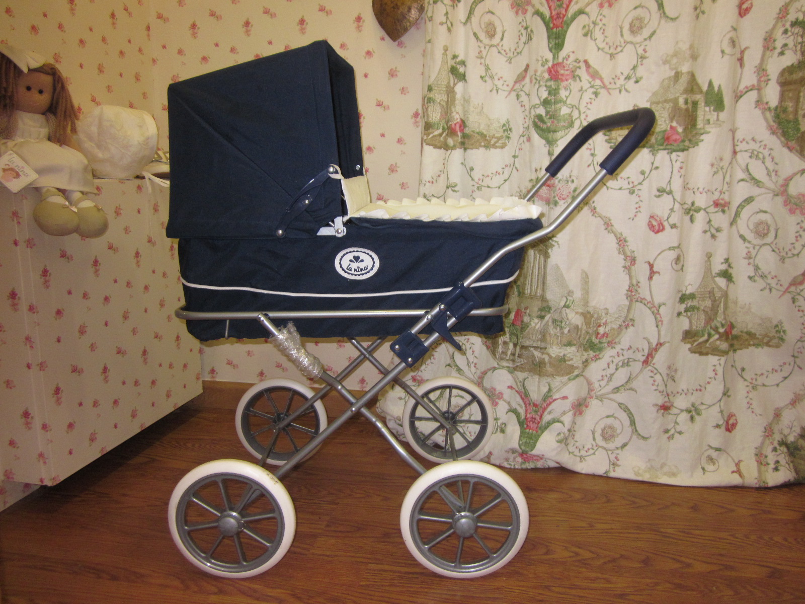 cochecito muñecas clasico
