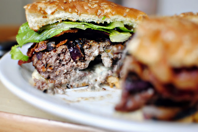 The Black and Bleu Burger l SimplyScratch.com