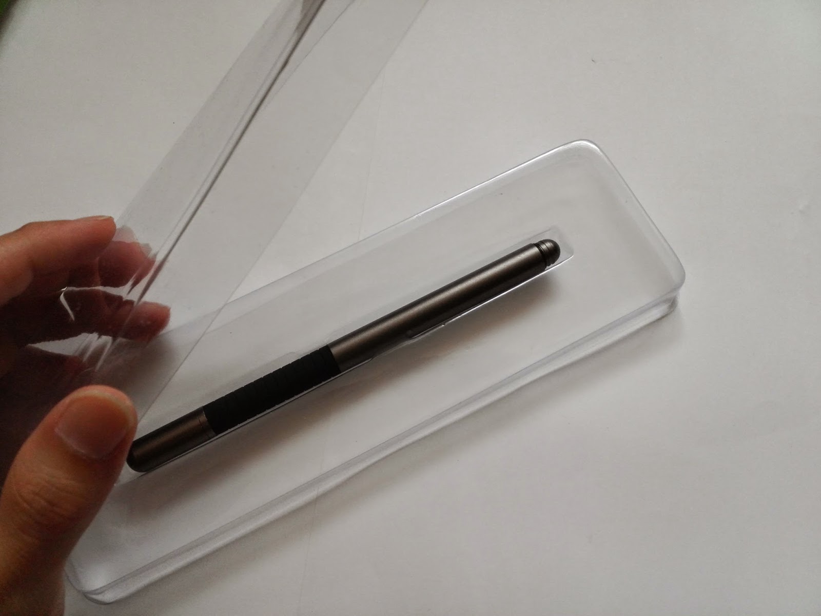 老鏡新機 [開箱文] KHD 電容筆 經典升級版 (灰色 / KHD886A)