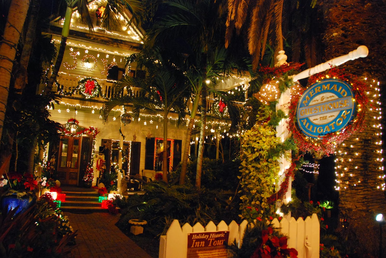Aalayam - Colors, Cuisines and Cultures Inspired!: Christmas on the Keys