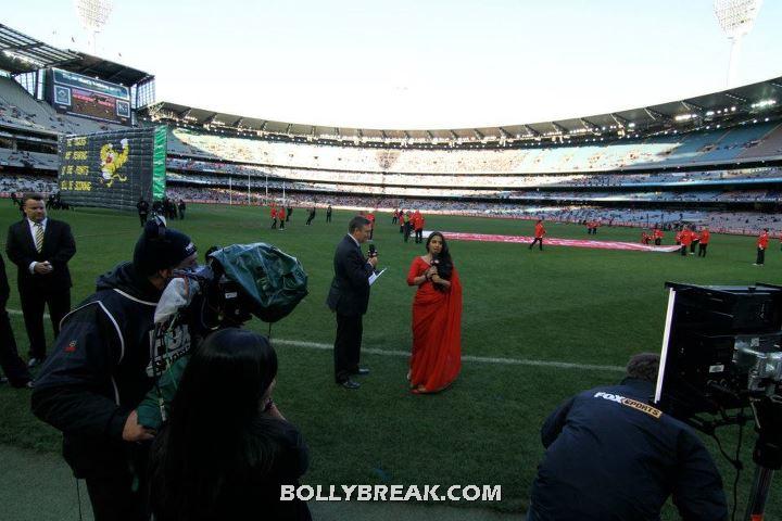Vidya Balan at MCG in Red Saree - Vidya Balan in Red Saree at Melbourne Cricket Ground
