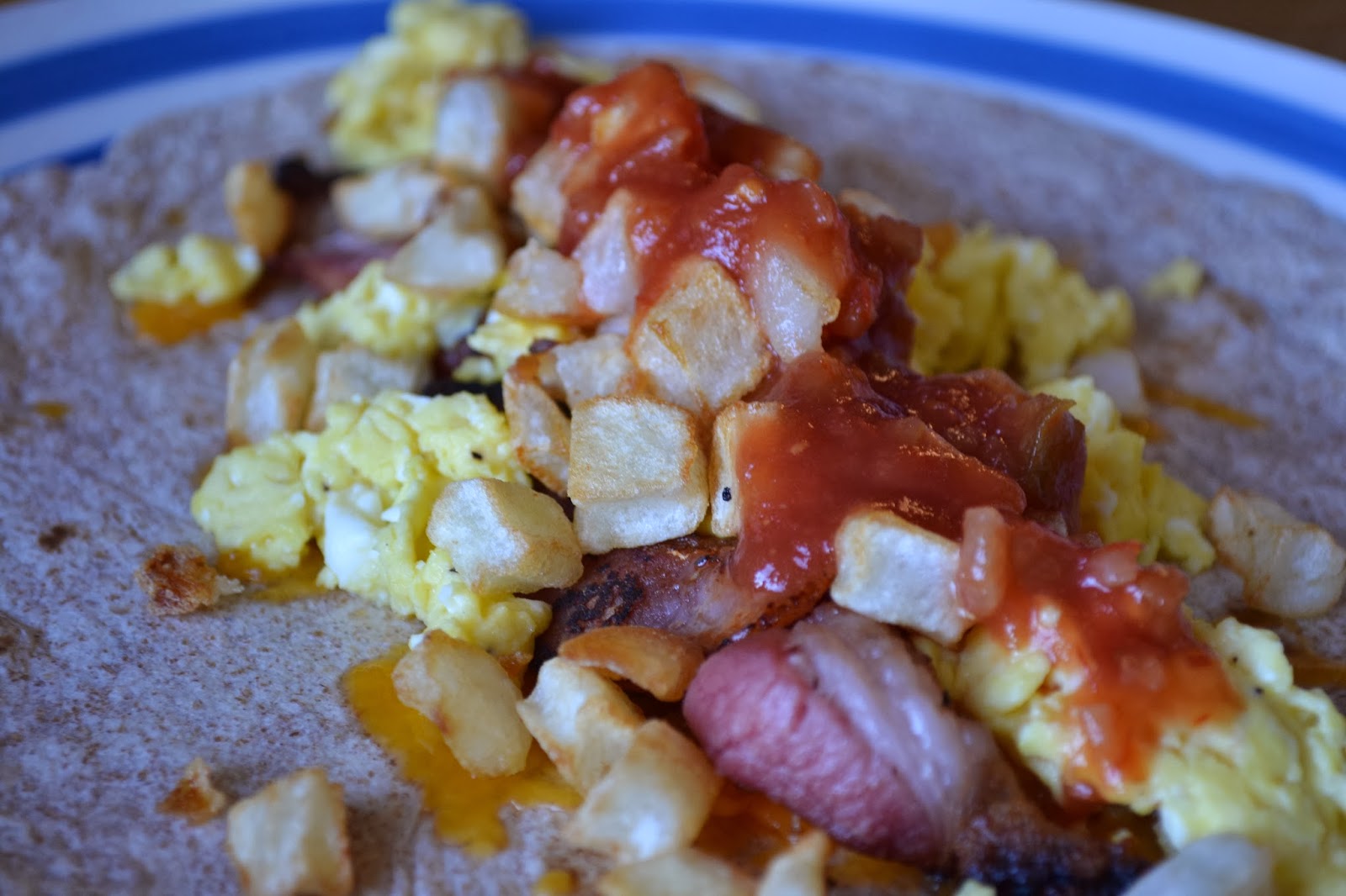 Bacon, Egg, and Potato Breakfast Tacos