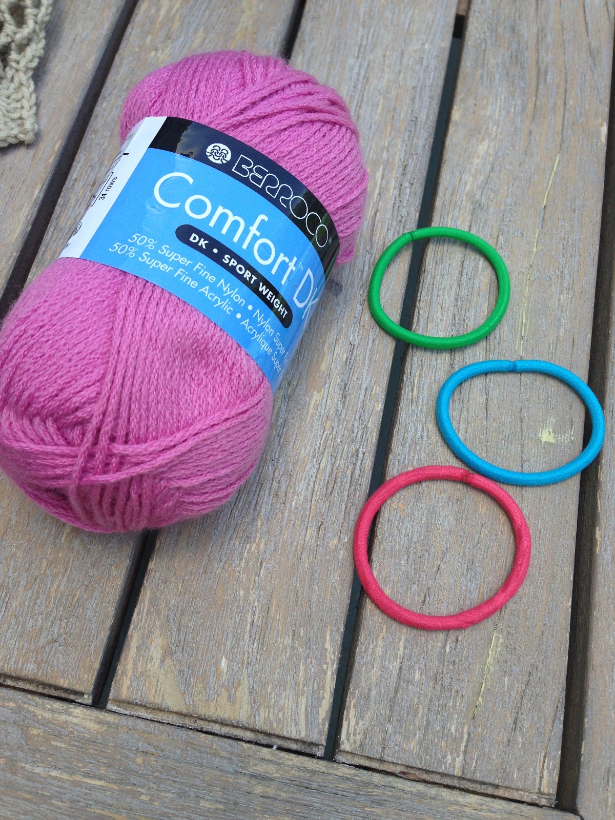 Annoo's Crochet World Easy Ruffled Upcycled Hair Elastic Free Pattern